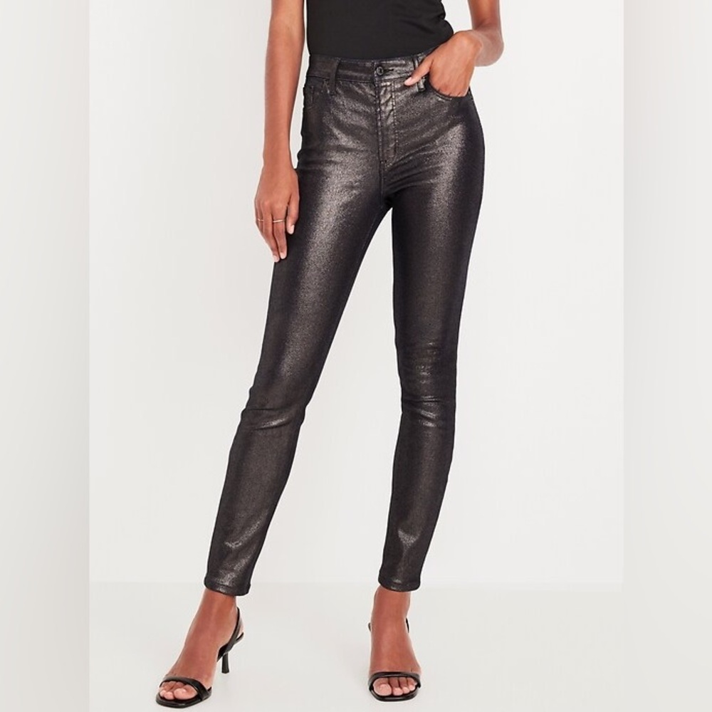 Old Navy high rise rockstar super skinny size 12 NWT